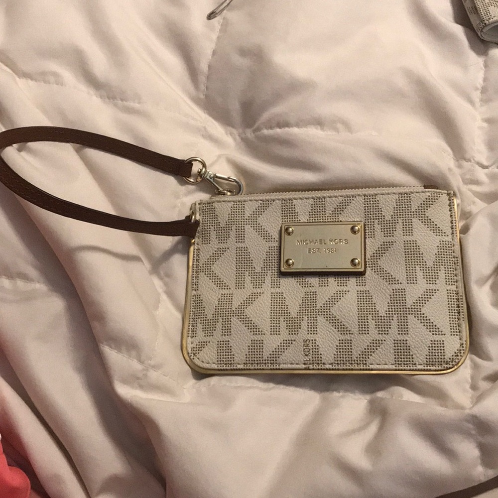Michael Kors wristlet